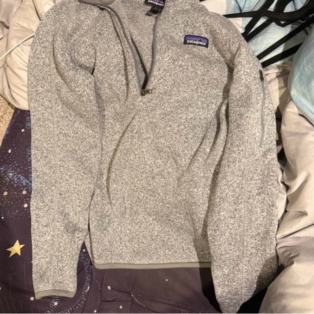 Patagonia Women's Zip-Up Sweater in Light Gray